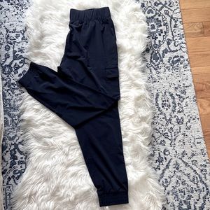 Gap Fit cargo joggers